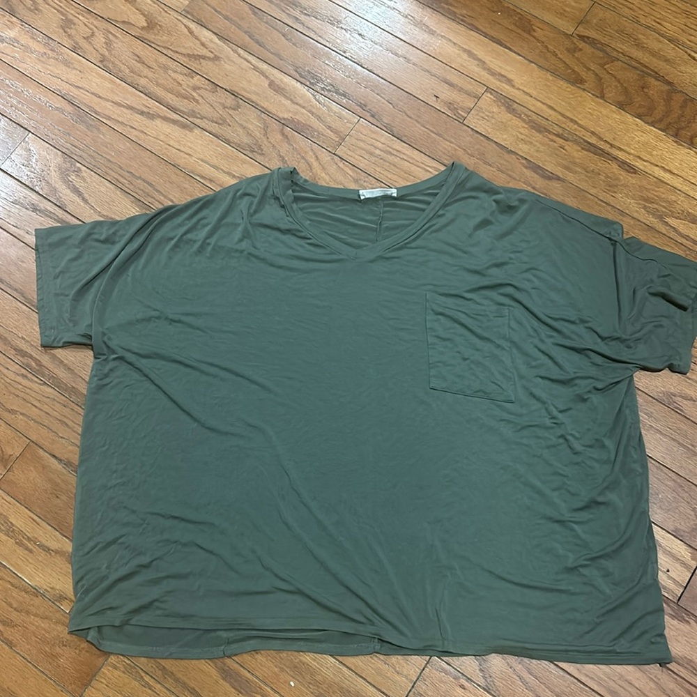 Knit olive green Zenna top size large
